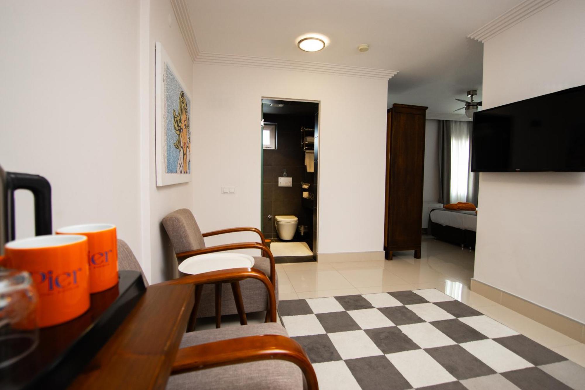 Hotel Pier Bodrum Marina Bagian luar foto